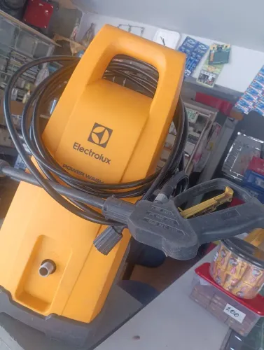 Máquina de lavar alta pressão Eletrolux