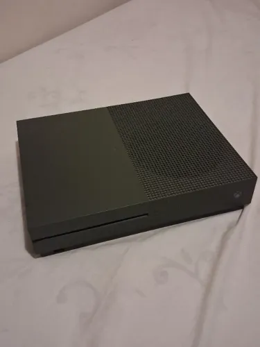 Xbox One S 1TB Edição Especial Battefield 1, Verde Militar