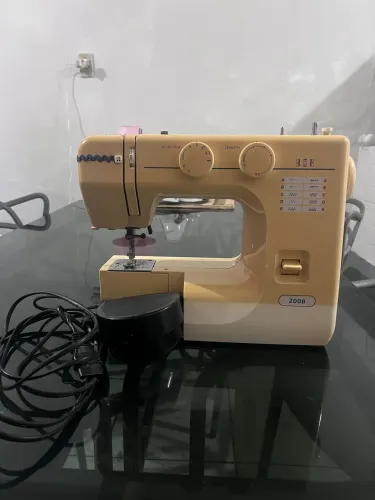 Maquina de Costura Janome 2008
