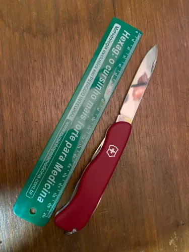 Canivete Victorinox Picknicker - 12 funções