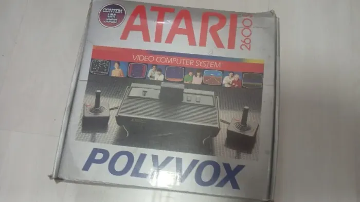 Console Atari original na caixa