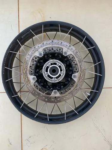 Rodas raiadas BMW GS 1200 e 1250