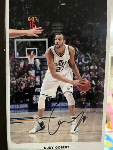 Foto autografada Rudy Goberty Nba