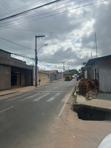 Terreno no olho d?água