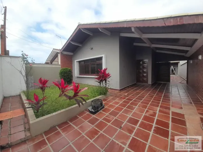 Casa para Locação em Peruíbe, Cidade Nova Peruibe, 3 dormitórios, 2 suítes, 1 banheiro, 2 