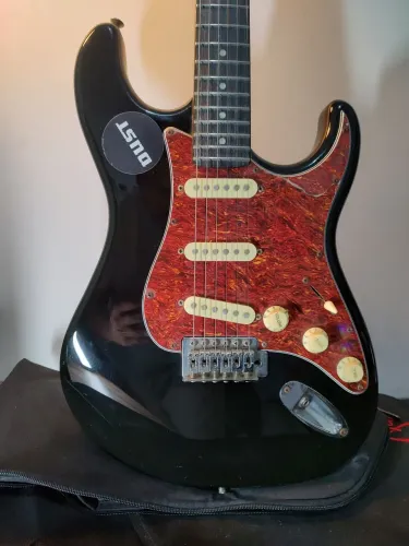 Guitarra Tagima 530 séries