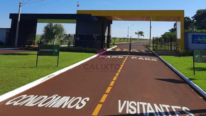 TERRENO EM CONDOMÍNIO DE LAZER ÀS MARGENS DO RIO  MIGUELÓPOLIS/SP