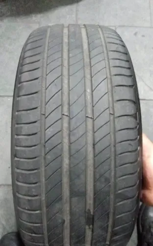 Pneu 225 45 aro 17 