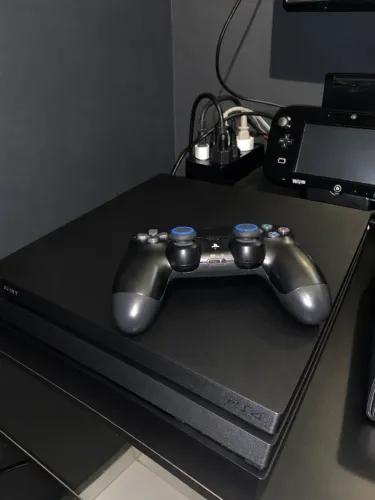 Playstation 4 PRO - Desbloqueado