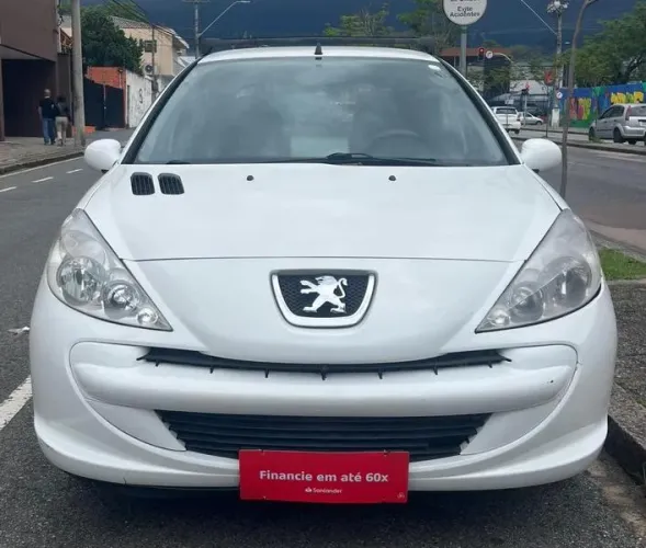Peugeot 207 Active 1.4 Flex 8V 5P 2013