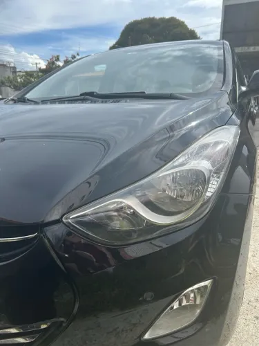 Hyundai Elantra GLS 2.0 16V Flex Aut. 2013