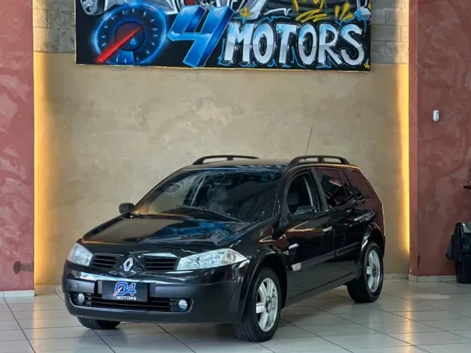 Renault Megane Grand Tour Dynamique 2.0 16V Aut. 2011
