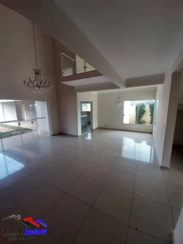 Casa em condomínio no interior de São Paulo