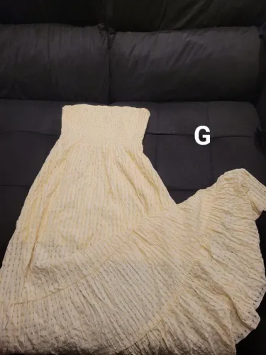 Vestido longo lindo * pequena mancha*