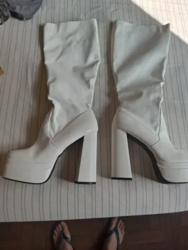 bota plataforma branca numero 42