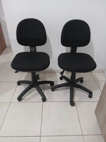 Cadeiras de Escritório Semi Novas