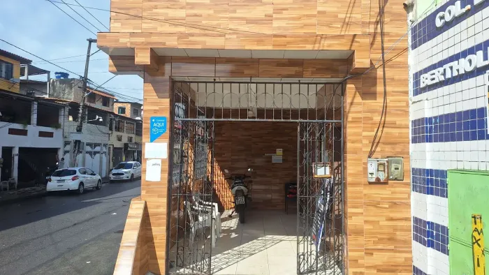 Excelente Ponto Comercial em Plataforma