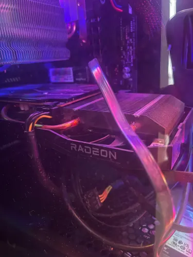 Rx 6600 com 8 GB - Placa de Vídeo
