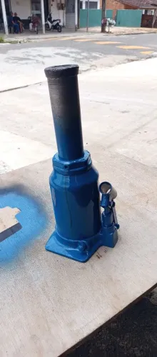 Macaco usado em bom estado!