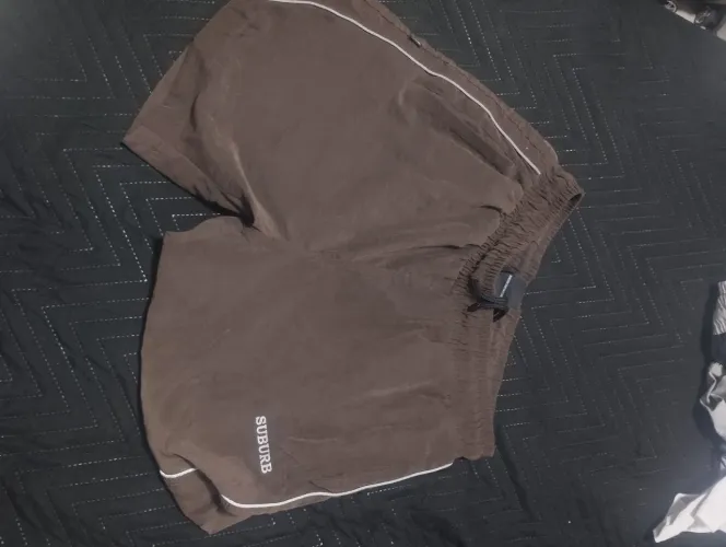 Bermuda Suburb Marrom