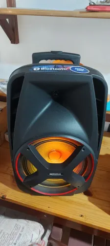 Caixa de som mondial cm550w