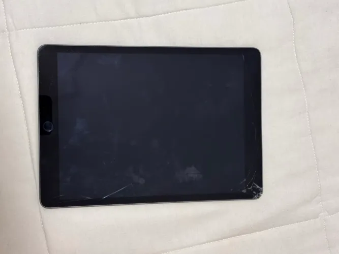 Ipad gen9 64gb Tela trincada