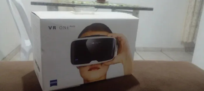 Vende-se óculos de realidade virtual VR onde plus