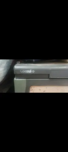 Freezer 110volts E vai com transformador próprio pra 220 v conforme eu utilizo.