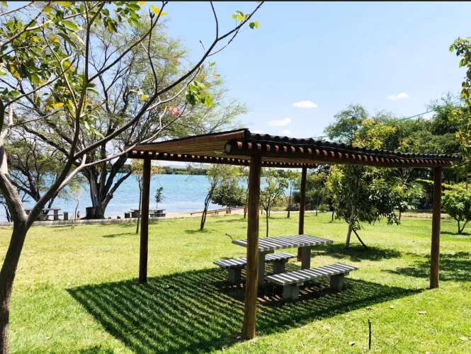 Terreno Condomínio Estância das Águas