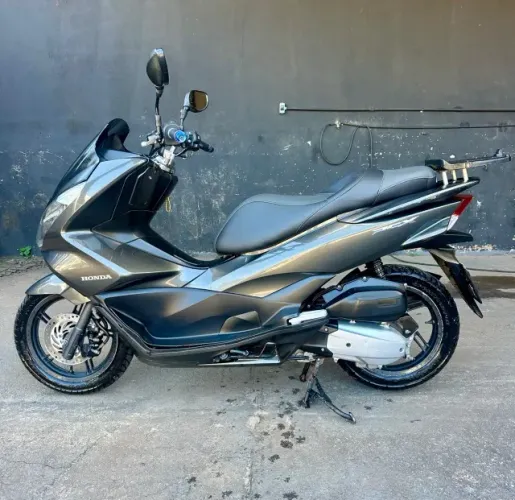 Honda PCX 2016 (leia a descrição)