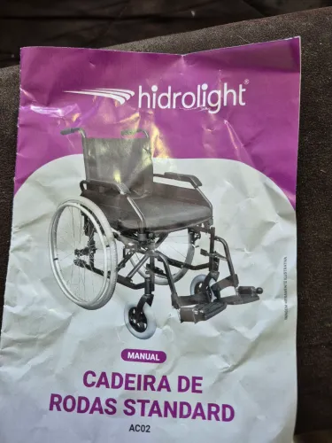 Cadeira de rodas STANDARD HIDROLIGHT