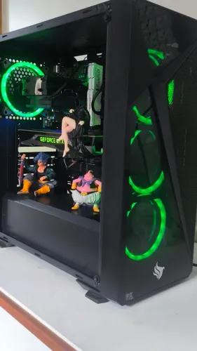 PC Gamer GTX 1080 8GB | i3 10105F | 16GB RAM | RGB
