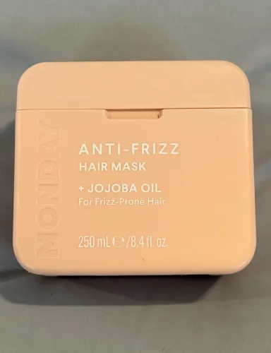Máscara Monday Anti Frizz lacrada
