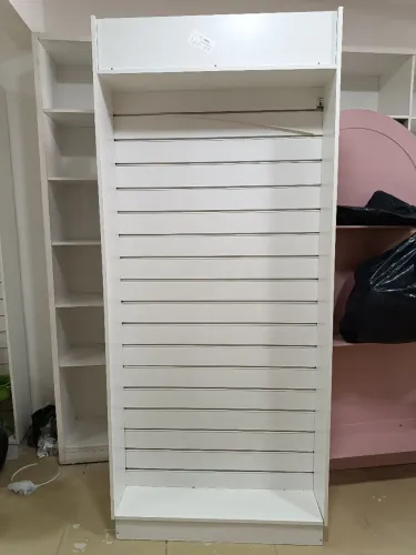 Painel canaletado