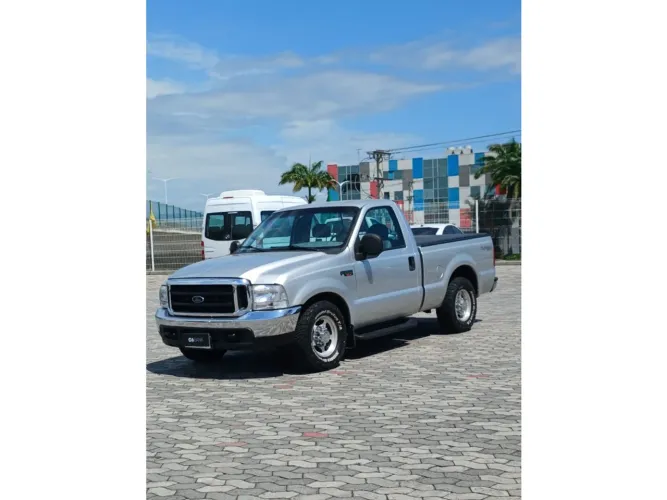 Ford F-250 XLT 4.2 TB Diesel 2001