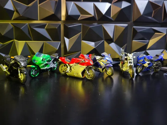 Lote motos miniaturas 