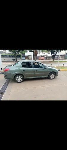 Peugeot 207 Sedan Passion XR 1.4 Flex 8V 4P 2011