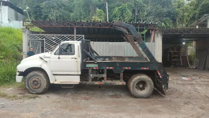 Ford 12000 96