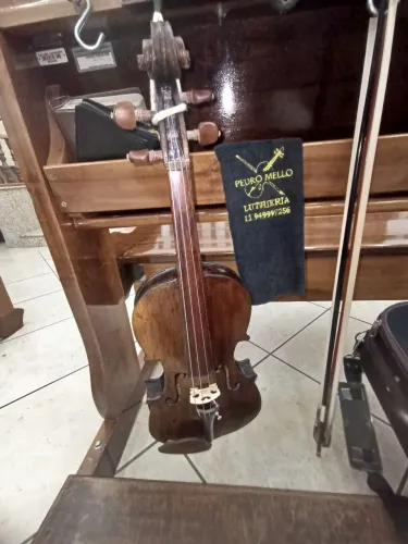 Violino 4/4 artesanal 