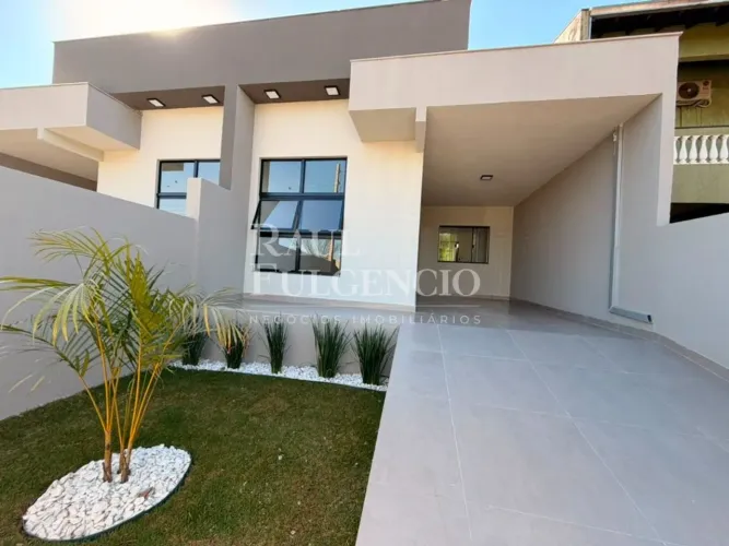 Casa nova, 03 dormitórios, sendo 1 suíte, Jardim Alpes