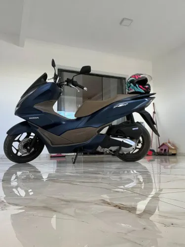 PCX DLX - ANO 2023 ABS
