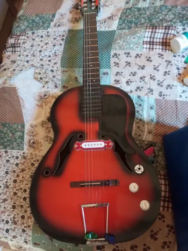 Violão Giannini Tropicália bugbug década de 70 