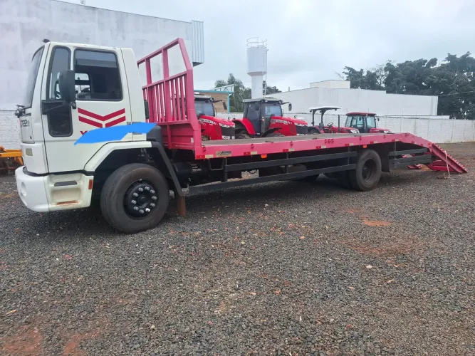 Ford cargo 1722 toco plataforma 
