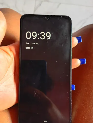 Vendo celular usado moto e13