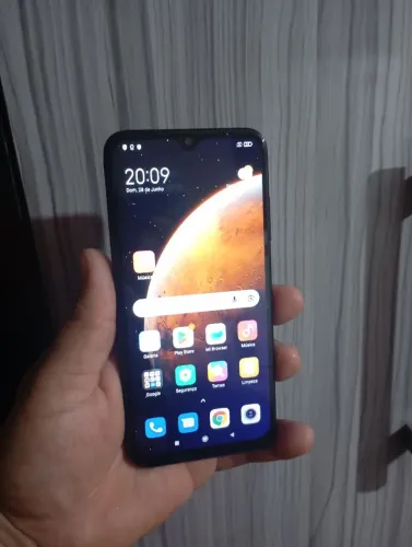Vendo redimi note 8 zero tudo perfeito nada quebrado bateria ótima 