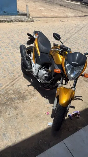 Cb 300