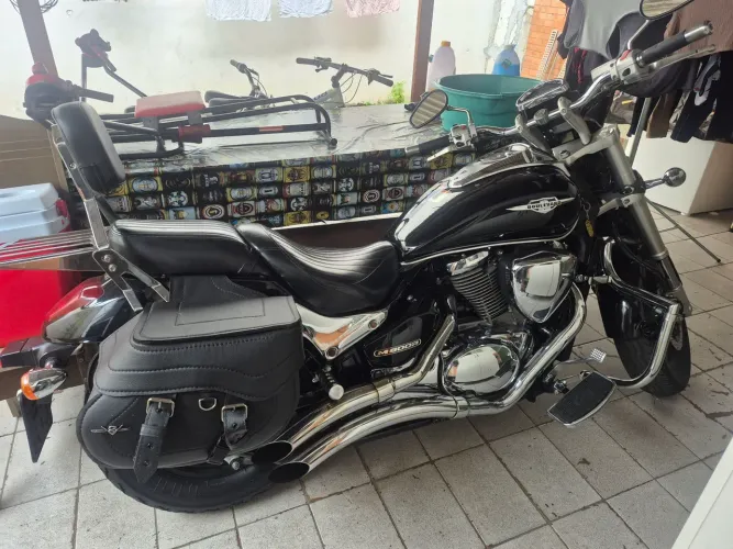 Suzuki boulevard ano 2015