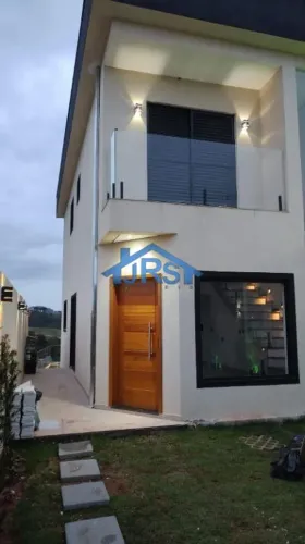 Casa à venda em Santana de Parnaíba, Alphaville, com 3 quartos, com 132 m², Condomínio Nov
