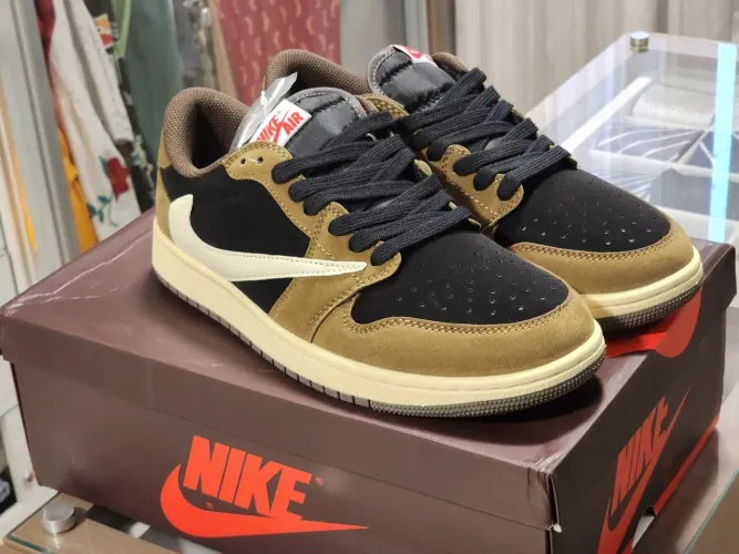 Tenis NiKE AIR JORDAN TRAVIS SCOOT
