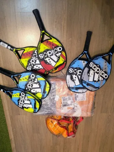 Raquete de Beach Tênis Adidas (nova)